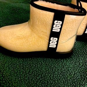 UGG Women's Classic Mini Clear Boots